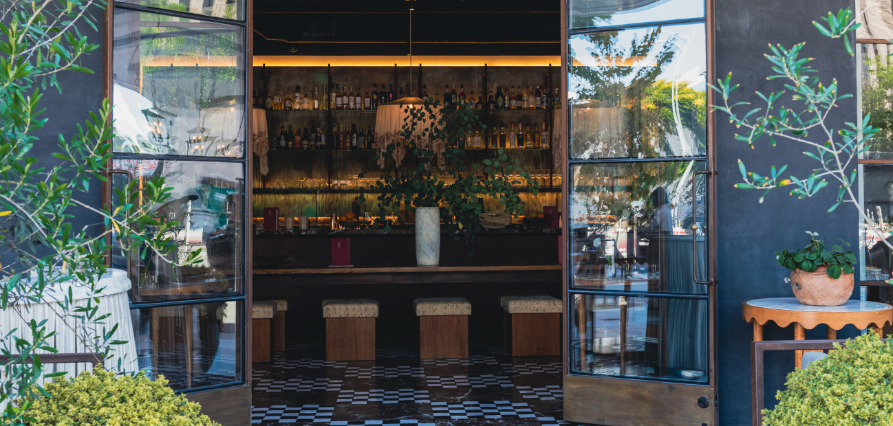 COMMUTE-WORTHY DESTINATION Image